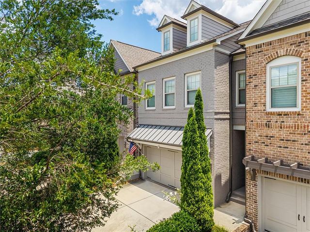 1011 Milhaven Drive, Roswell, GA 30076