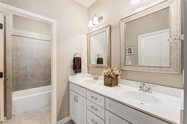 1011 Milhaven Drive, Roswell, GA 30076