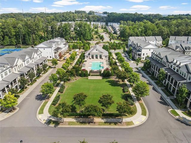 1011 Milhaven Drive, Roswell, GA 30076