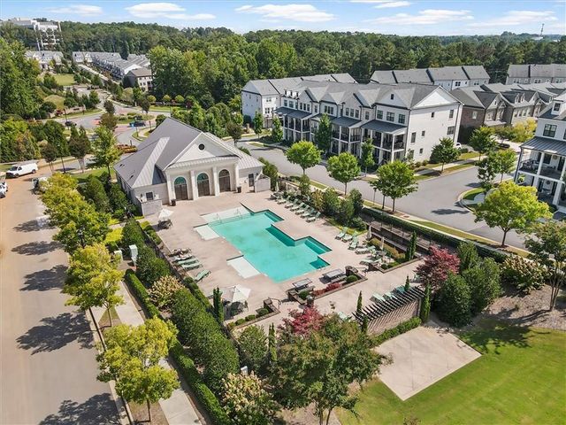 1011 Milhaven Drive, Roswell, GA 30076
