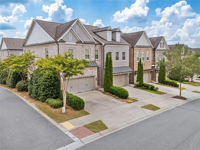 1011 Milhaven Drive, Roswell, GA 30076