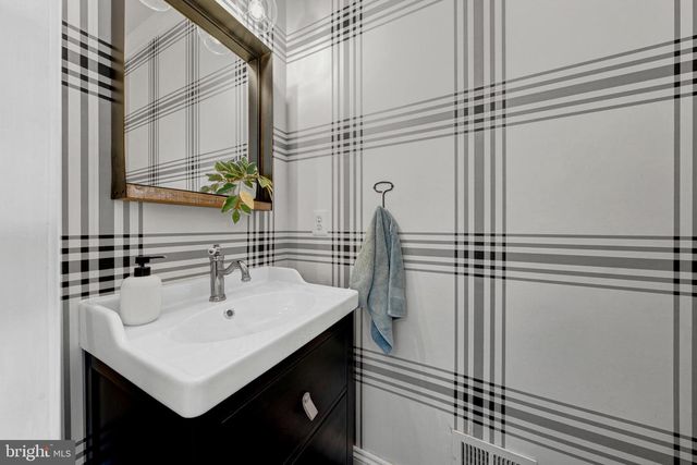 20442 CHERRYSTONE PL, Ashburn, VA 20147