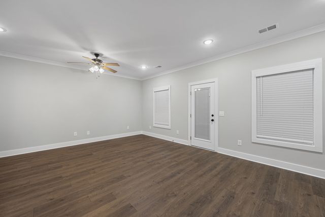 2624 S Main St Apt 3, Springfield, TN 37172