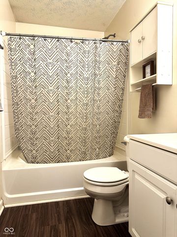 14886 War Emblem Drive, Noblesville, IN 46060