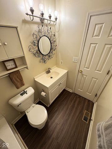 14886 War Emblem Drive, Noblesville, IN 46060