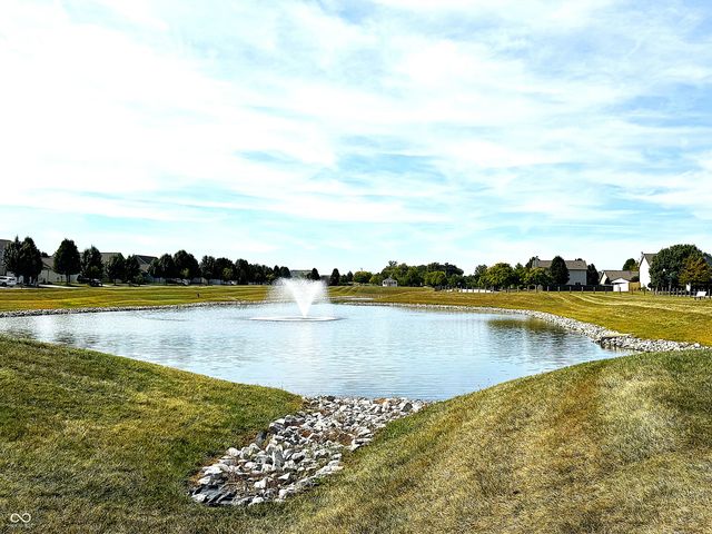 14886 War Emblem Drive, Noblesville, IN 46060