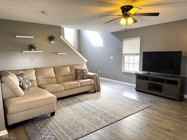 14886 War Emblem Drive, Noblesville, IN 46060