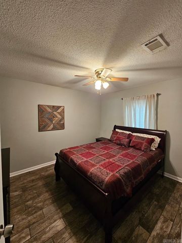 1910 Harmon Drive, Benton, AR 72015