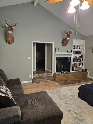 1910 Harmon Drive, Benton, AR 72015