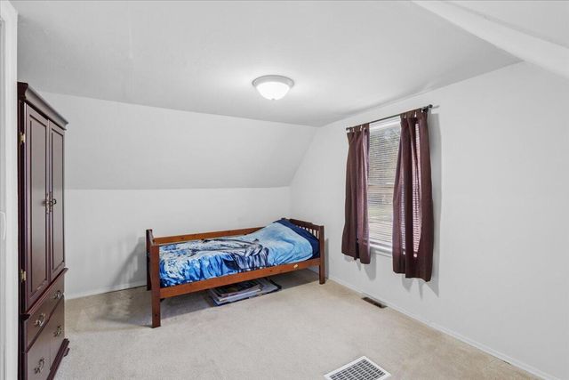 7126 Montana Avenue, Hammond, IN 46323