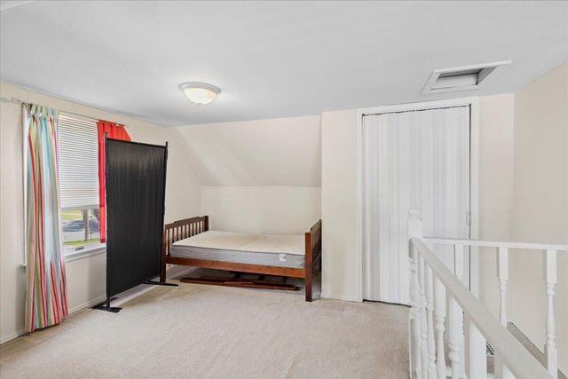 7126 Montana Avenue, Hammond, IN 46323