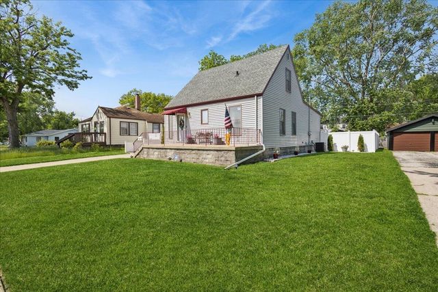 7126 Montana Avenue, Hammond, IN 46323