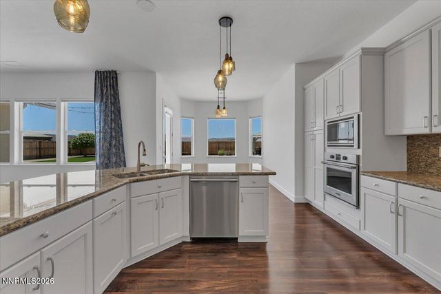 11745 Vista Park Drive, Sparks, NV 89441