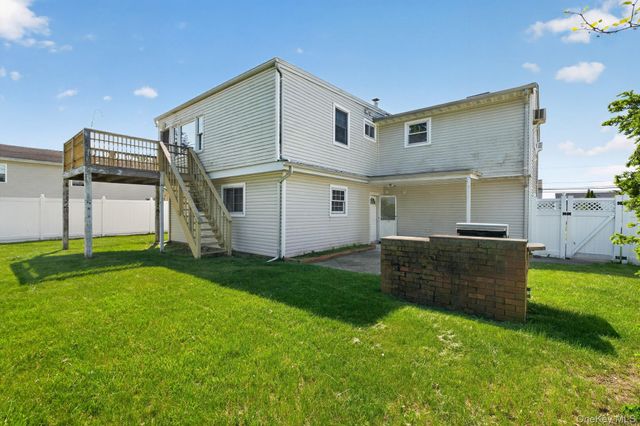 138 Spring Street, Massapequa, NY 11758