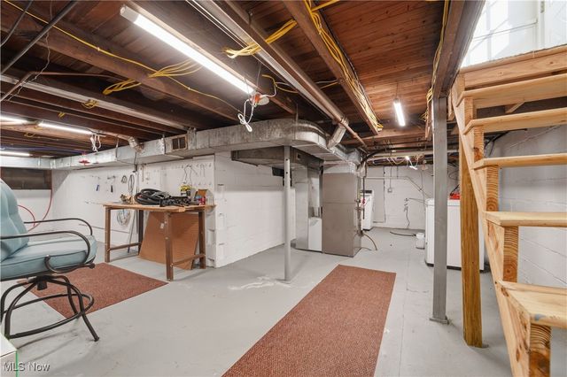 1122 Locust Drive, Ashtabula, OH 44004