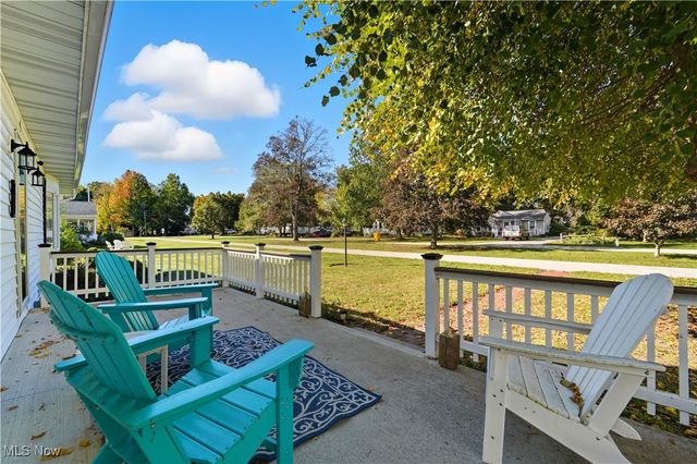 1122 Locust Drive, Ashtabula, OH 44004