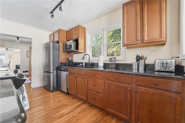 1122 Locust Drive, Ashtabula, OH 44004