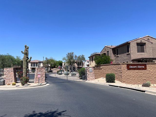 2367 W Jake Haven, Phoenix, AZ 85085
