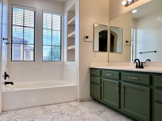 2367 W Jake Haven, Phoenix, AZ 85085