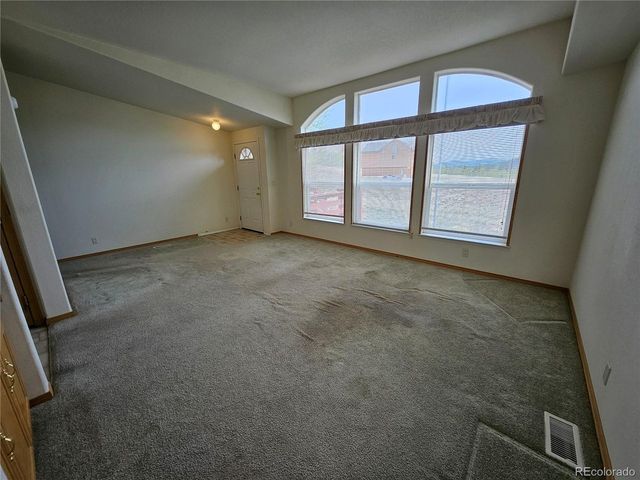 631 Arrowhead Dr, Jefferson, CO 80456