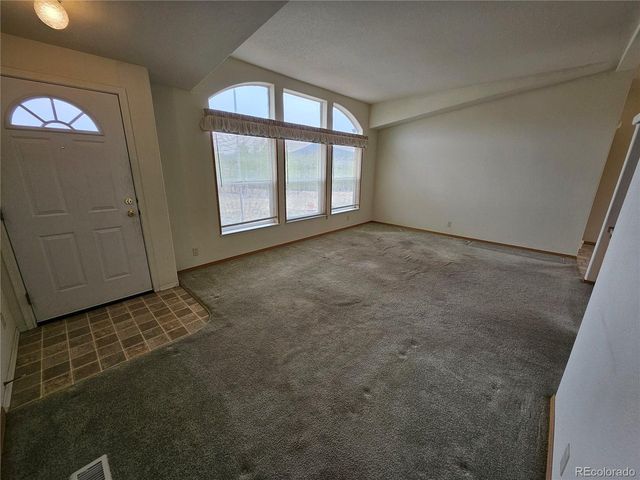 631 Arrowhead Dr, Jefferson, CO 80456