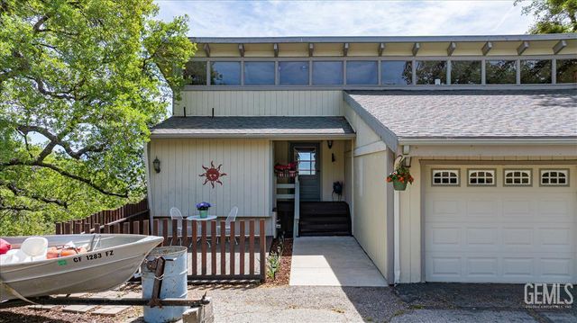 25900 Columbia Way, Tehachapi, CA 93561