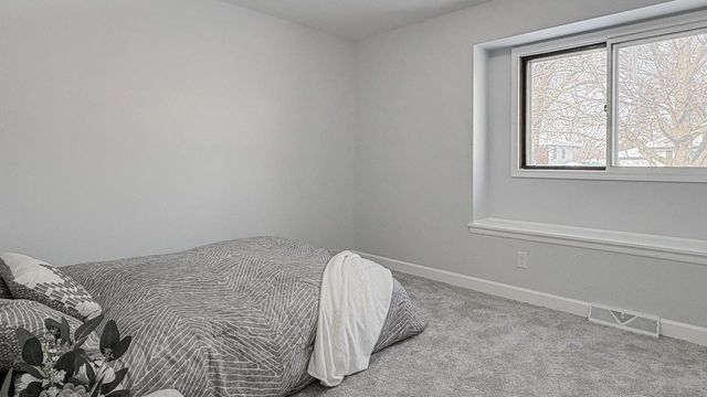 10431 W Sylvia STREET, Milwaukee, WI 53224