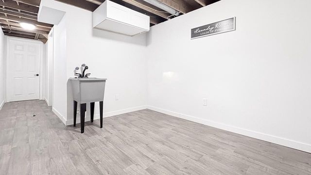 10431 W Sylvia STREET, Milwaukee, WI 53224