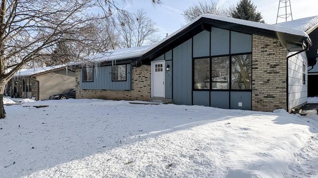 10431 W Sylvia STREET, Milwaukee, WI 53224