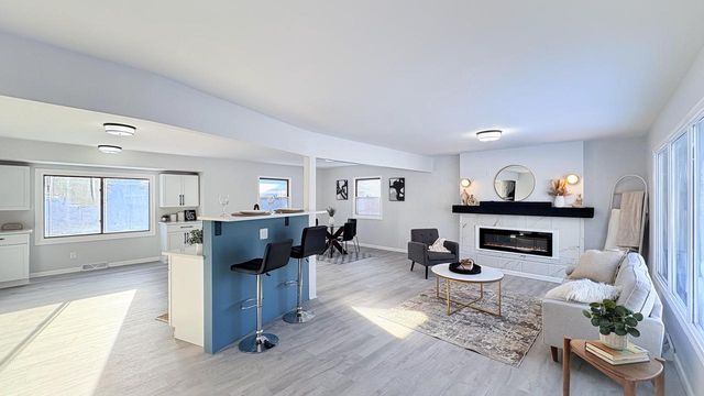 10431 W Sylvia STREET, Milwaukee, WI 53224