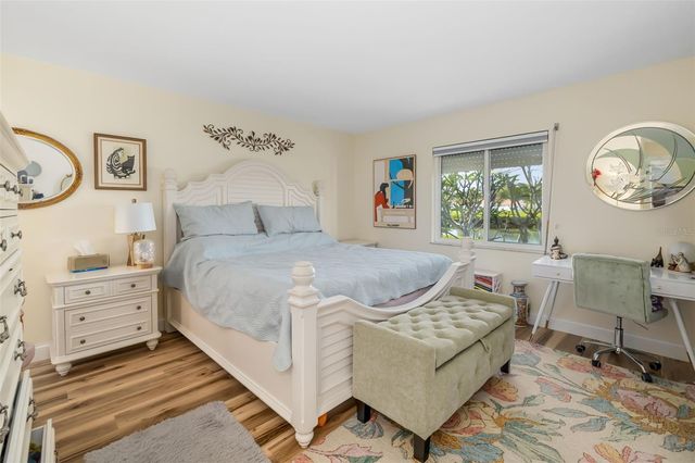 3910 JOYCE DRIVE, Bradenton, FL 34208