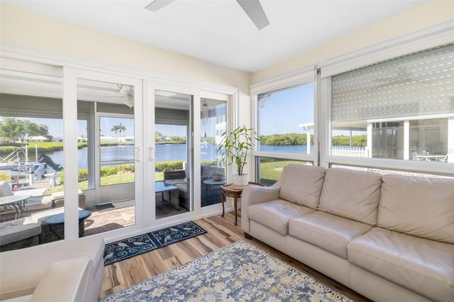 3910 JOYCE DRIVE, Bradenton, FL 34208