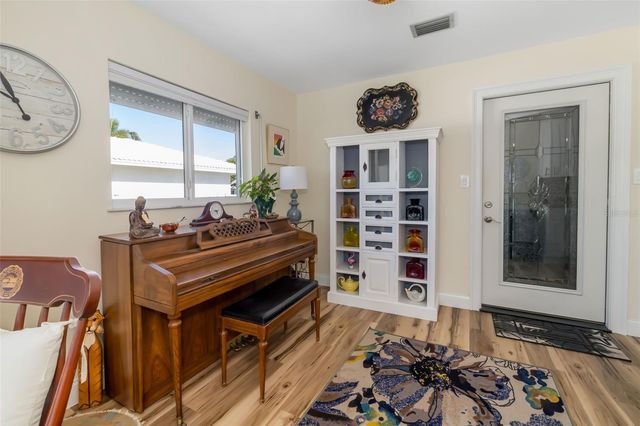 3910 JOYCE DRIVE, Bradenton, FL 34208