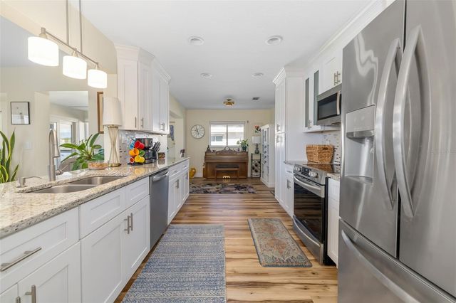 3910 JOYCE DRIVE, Bradenton, FL 34208