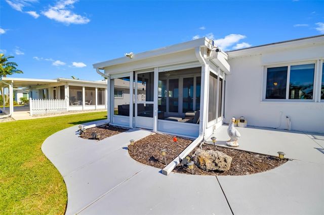 3910 JOYCE DRIVE, Bradenton, FL 34208