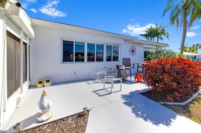 3910 JOYCE DRIVE, Bradenton, FL 34208