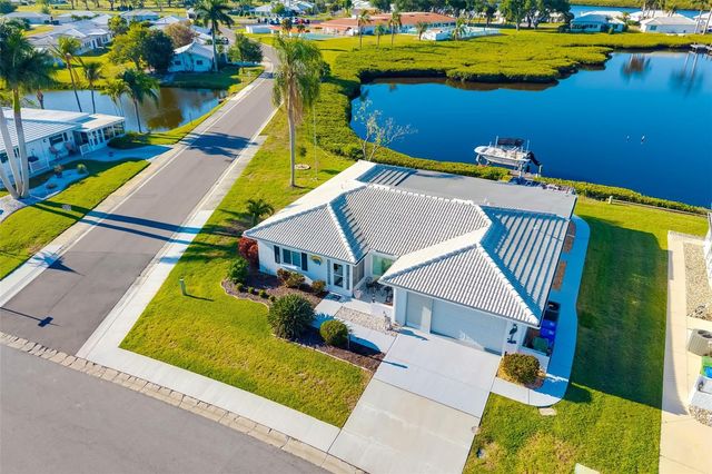 3910 JOYCE DRIVE, Bradenton, FL 34208