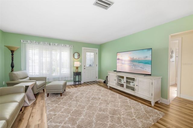 3910 JOYCE DRIVE, Bradenton, FL 34208