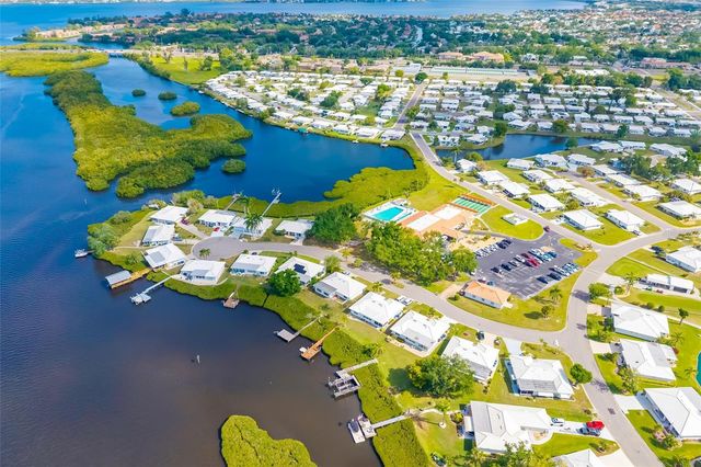 3910 JOYCE DRIVE, Bradenton, FL 34208