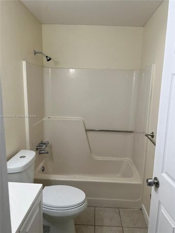 551 NW 46th St 0, Deerfield Beach, FL 33064