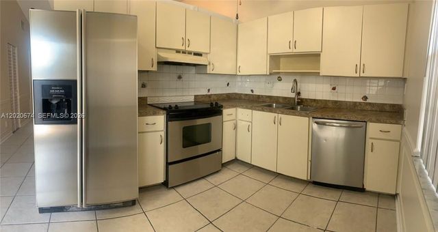 551 NW 46th St 0, Deerfield Beach, FL 33064