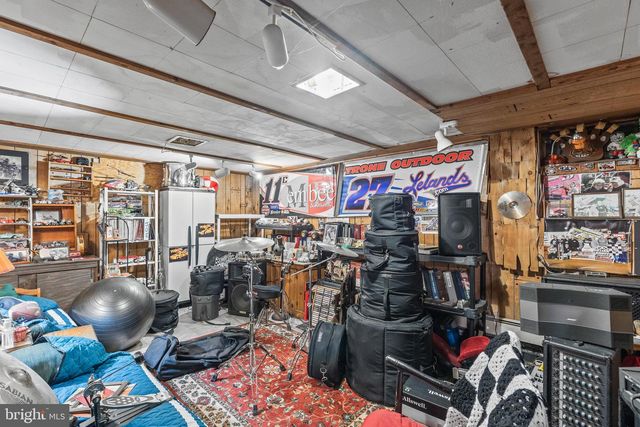 210 MELVALE RD, Dallastown, PA 17313
