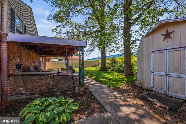 210 MELVALE RD, Dallastown, PA 17313