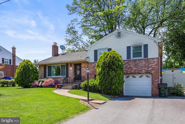 210 MELVALE RD, Dallastown, PA 17313