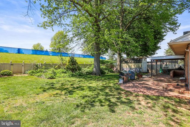 210 MELVALE RD, Dallastown, PA 17313