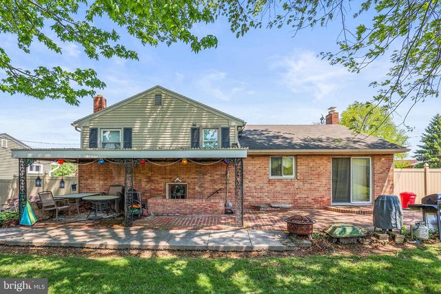 210 MELVALE RD, Dallastown, PA 17313
