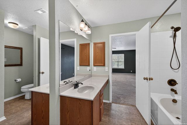 8111 COOPER CORRAL CIR, San Antonio, TX 78255