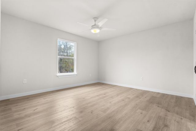 305 S Stillwell Boulevard, Dallas, TX 75211