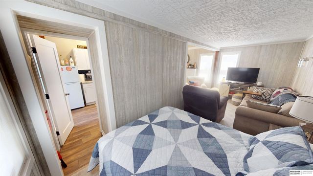 5 Beaver Island Road, Columbus, NE 68601