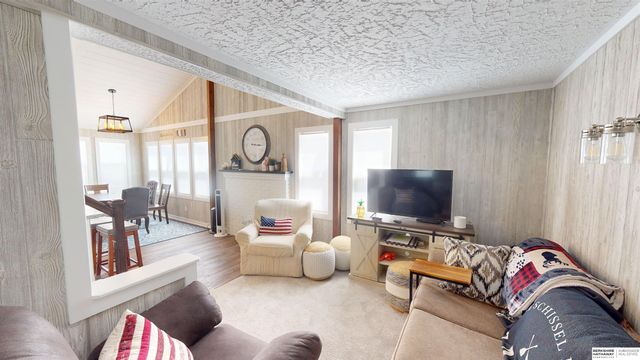 5 Beaver Island Road, Columbus, NE 68601